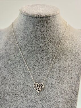 Tiffany & Co. Sterling silver Olive Leaf Heart Pendant Necklace 20"